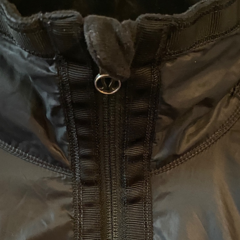 lululemon athletica Fleece fitted Jacket - Picture 2 of 6